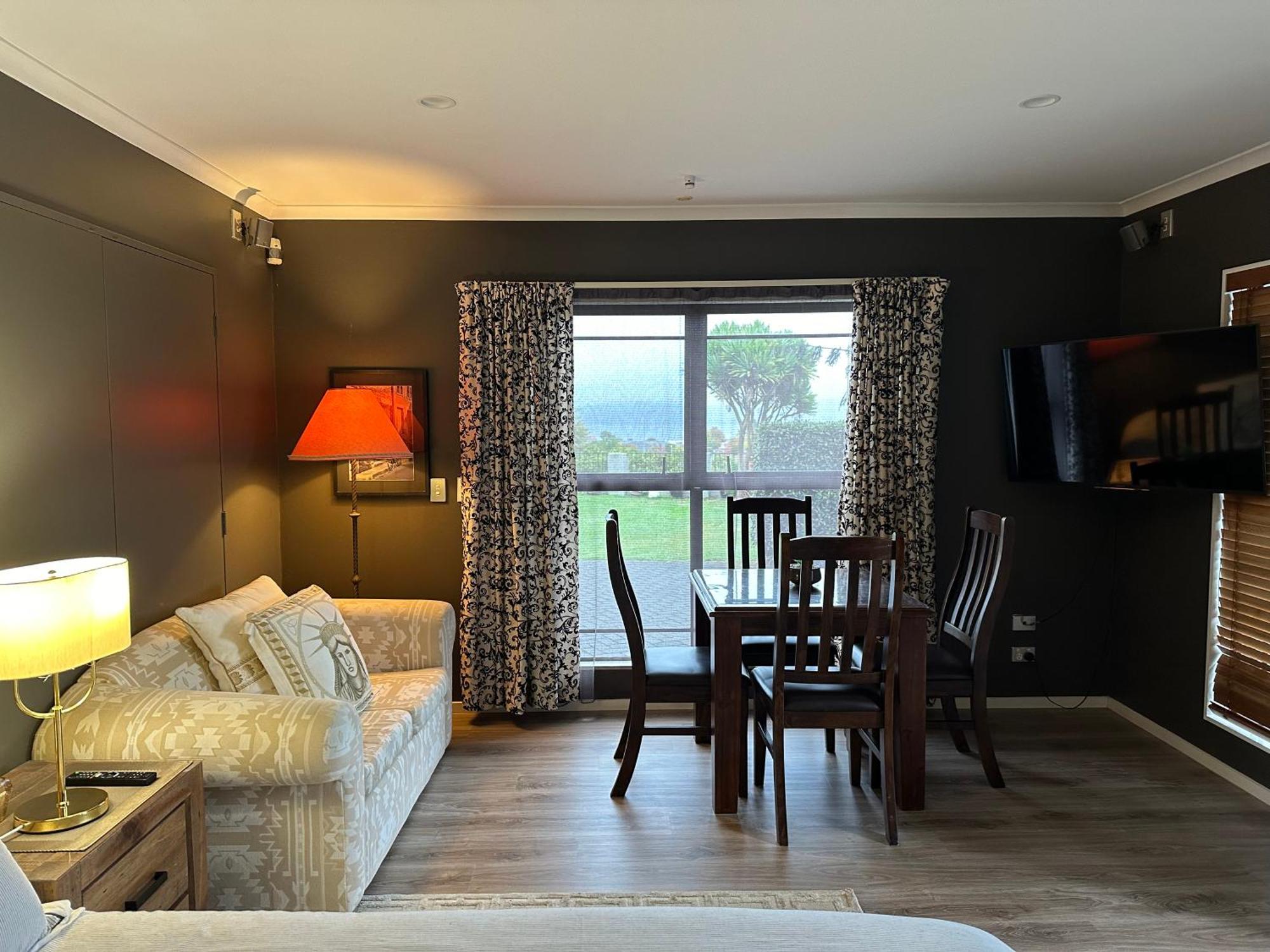 Lakeview Holiday Hideaway Taupo Dış mekan fotoğraf